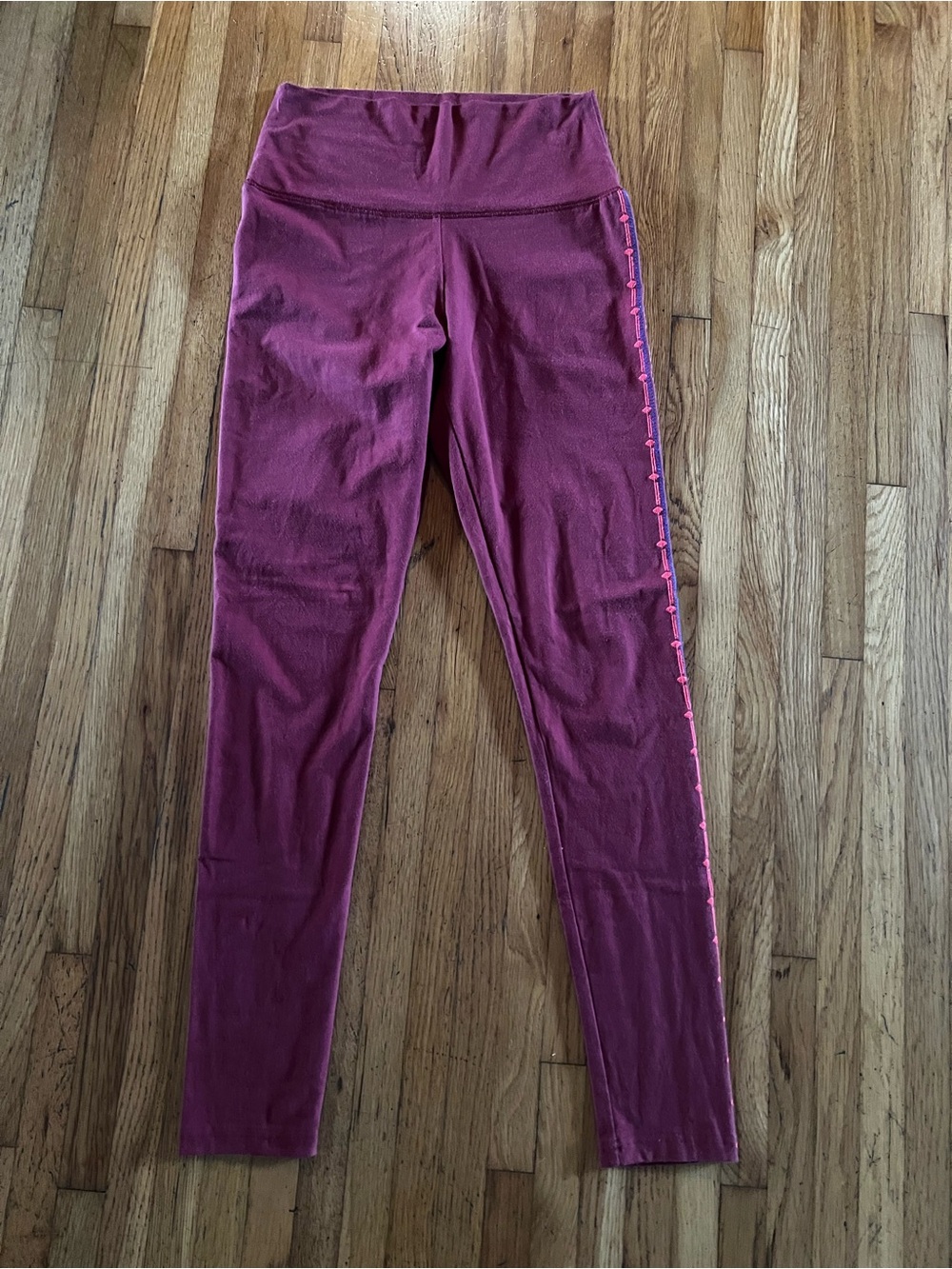 Aerie Burgundy Leggings with Accent Side Detail - Size M